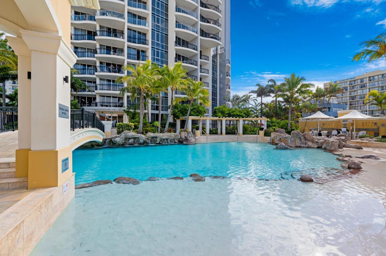 Surfers Paradise Chevron Sleeps 8 - Optimise * Gold Coast
